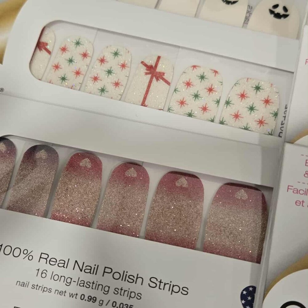 Color Street- Holiday Grab Bag- #10 - Picture 6 of 7